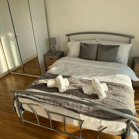 Luxury 1 Bedroom Apartment - City Centre - Balcony - Near O2 Academy برمنغهام المظهر الخارجي الصورة